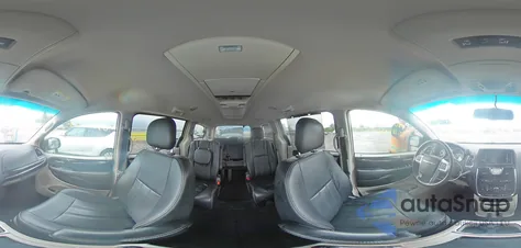 2016 Chrysler Town & Country Touring из США, поврежденный, VIN 2C4RC1BG5GR240336